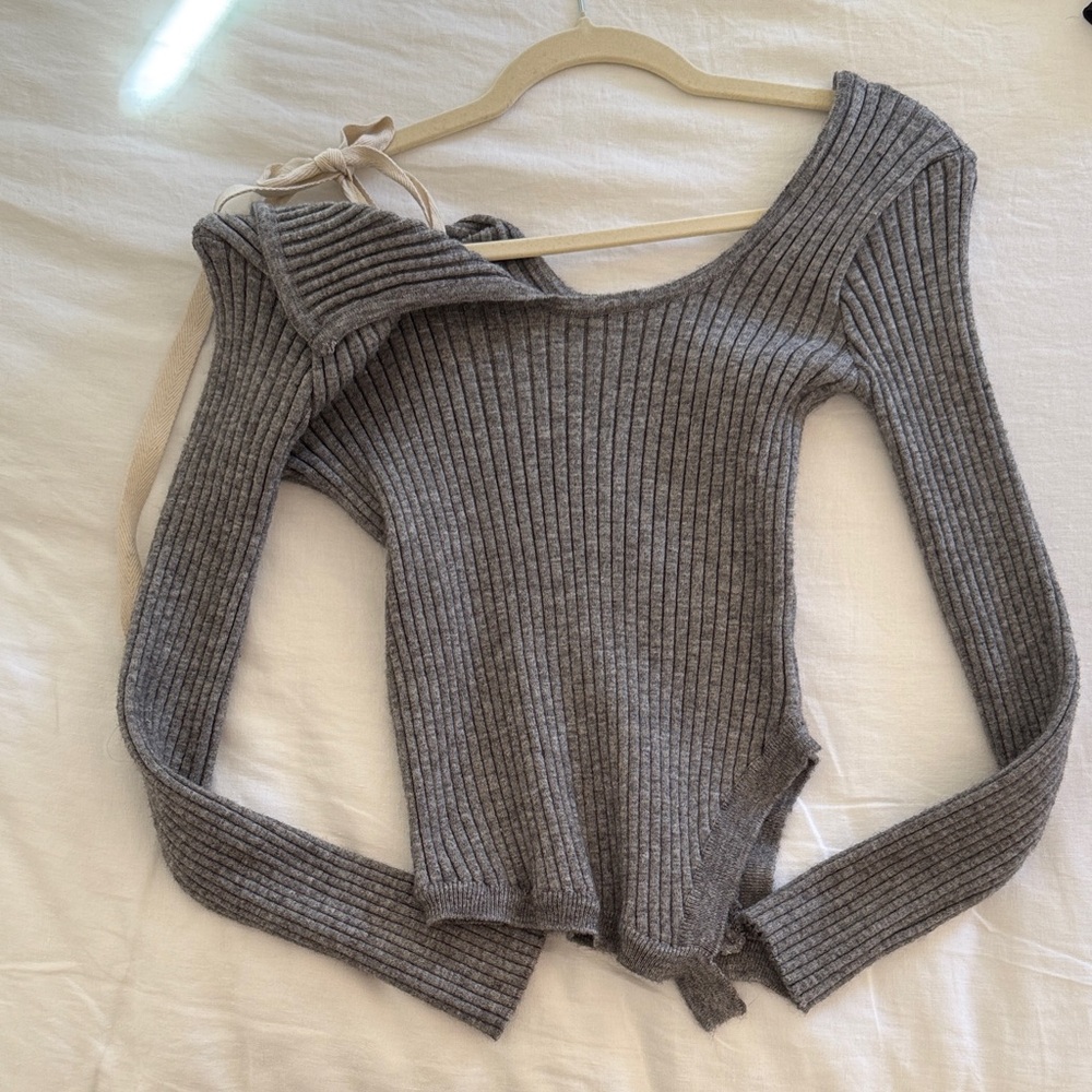 Glowny Isa Asymmetrical Knit